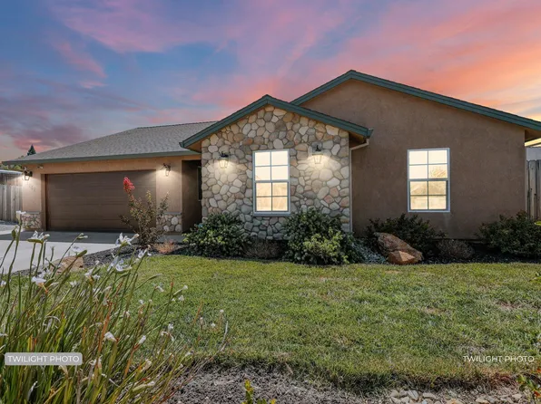 1265 Yacht Ct, Redding, CA 96003