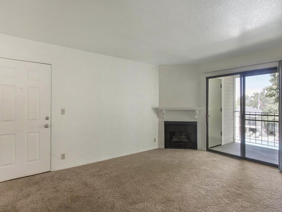 1st image of 661 E James Pointe Dr #2Q