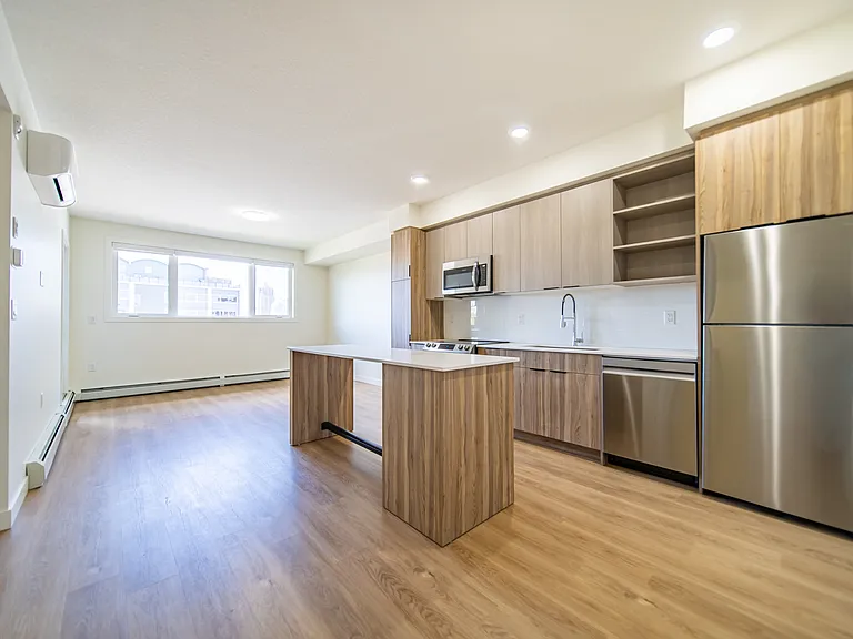 320 19th Ave SW — Photo 51