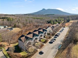 226 Lola Ln #103, Pilot Mtn, NC