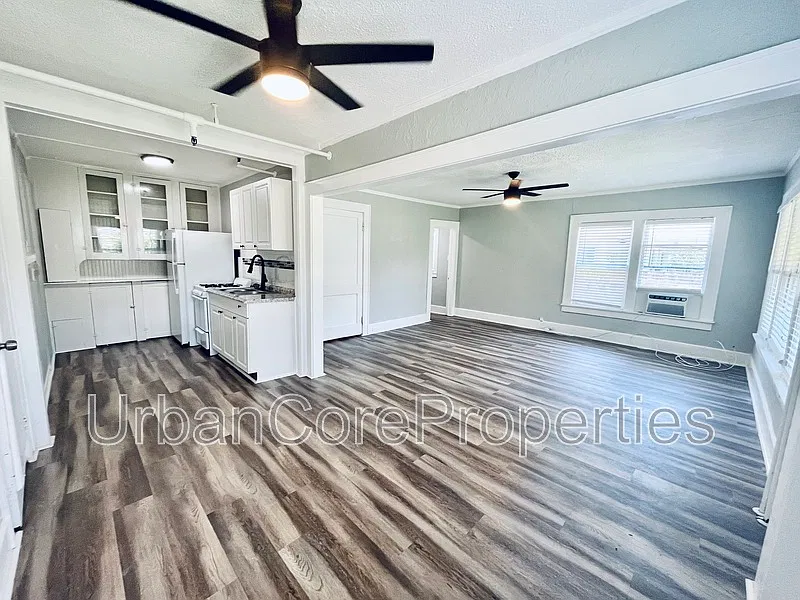 Studio, 1.0 bath, 460 sqft, $1,545 — Photo 3
