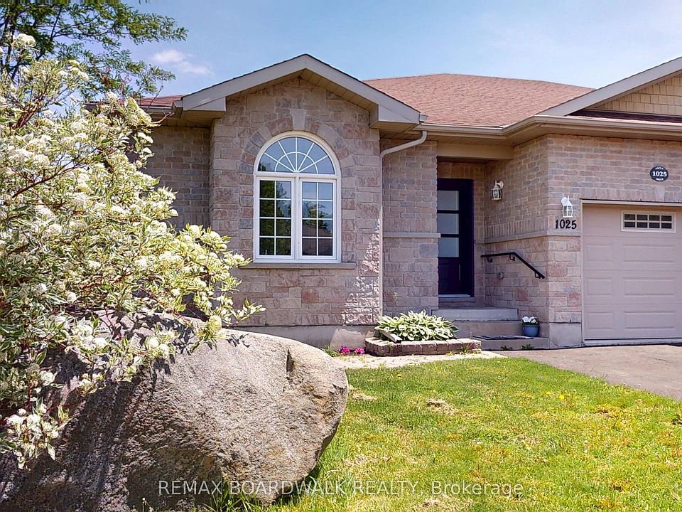 1st image of 1025 Aspen Dr