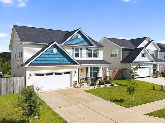 4th image of 1104 Terraces Lane