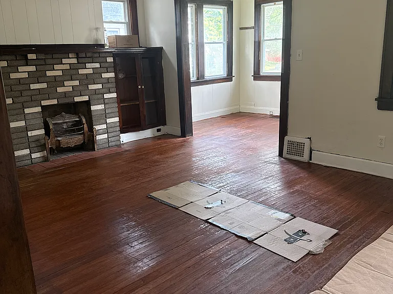 16007 Huntmere Ave #1 — Photo 5