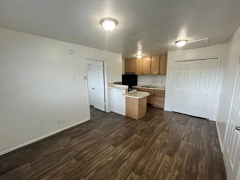 Tortugas Apartments — Photo 32