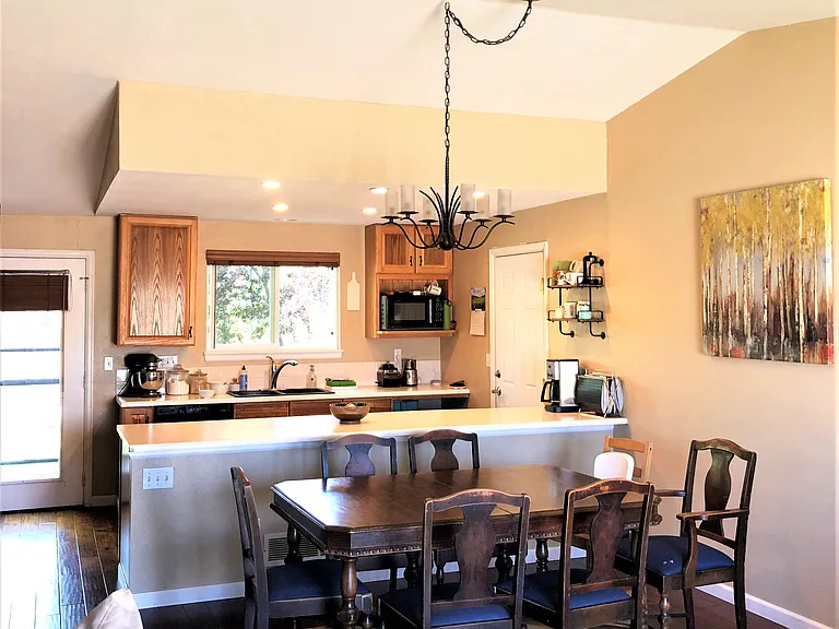 8876 W Elmhurst Ave — Photo 3