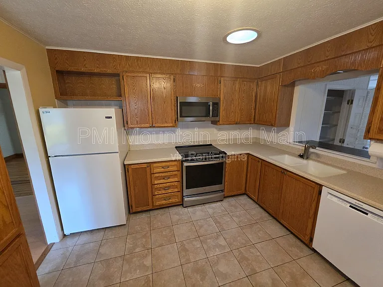 15 Ginell Cir — Photo 15