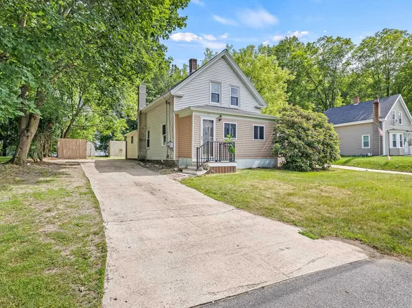 40 South Avenue, Derry, NH 03445