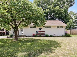 1000 Englewood Dr, Rantoul, IL 61866