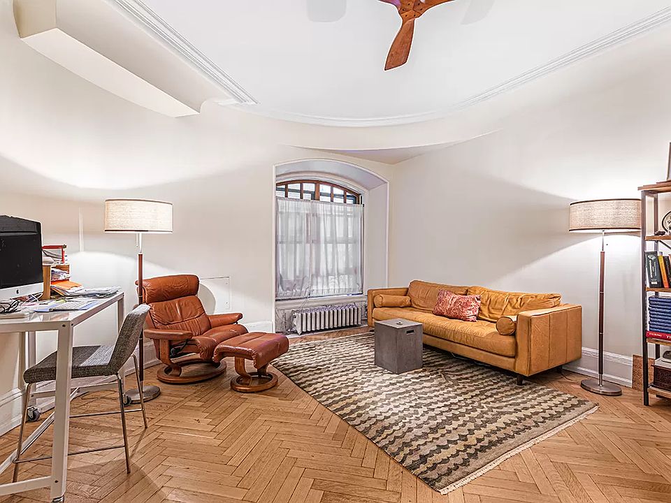 1st image of 2109 Broadway APT 519