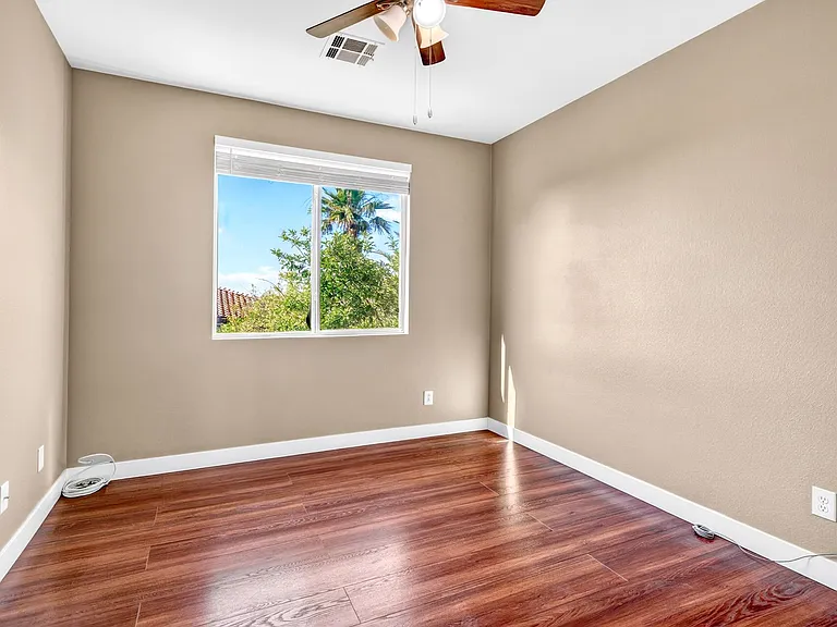 11757 Del Sur Ave — Photo 28