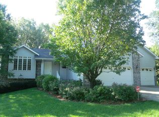 2390 Hillview Road, Mounds View, MN 55112