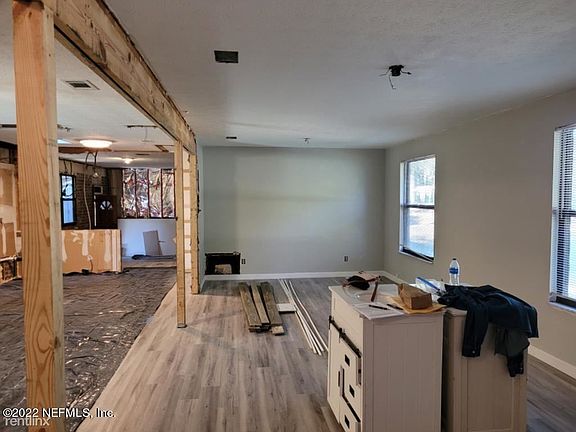 5th image of 3888 Townsend Blvd