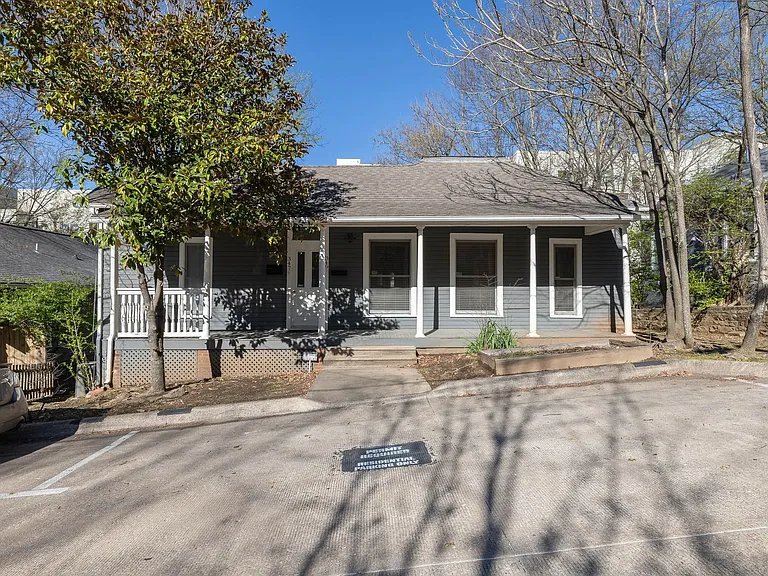 349 N Rollston Ave — Photo 27