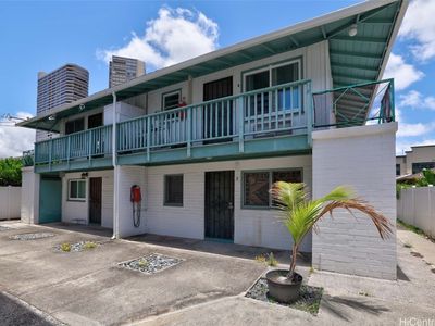 541 Lauiki St APT 3, Honolulu, HI, 96826