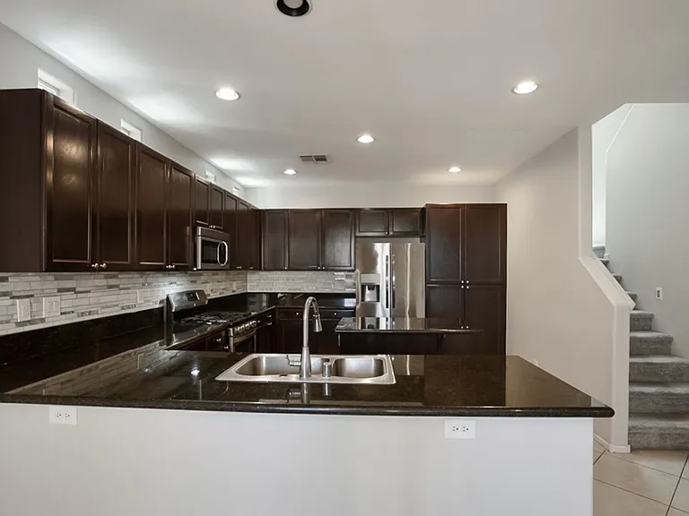 3640 Breman St — Photo 10