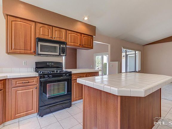 3rd image of 5005 Palo Alto Cir
