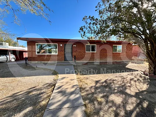 1410 N Desmond Ave Photo 1