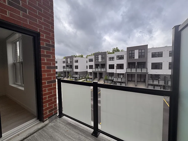 31 Mill St #12 — Photo 18