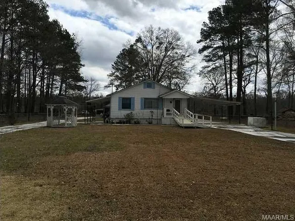 3840 River Oaks Rd, Millbrook, AL 36054