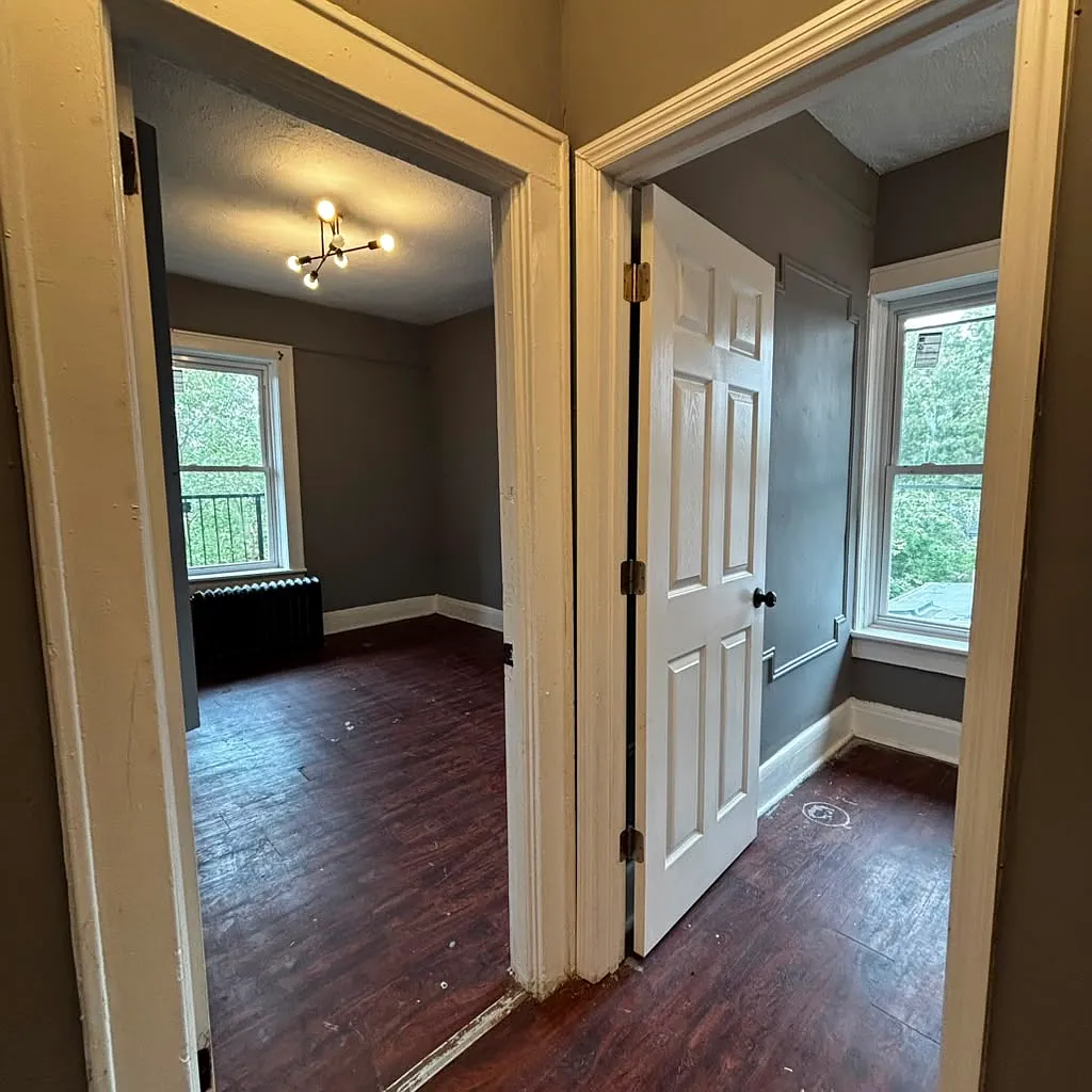 2 bed, 800 sqft, $1,750 — Photo 2