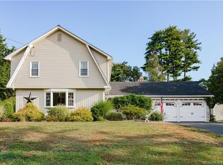 139 Craigemore Cir, Avon, CT 06001
