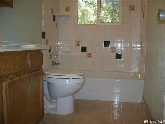 3rd image of 4715 Lago Di Coma Way #1