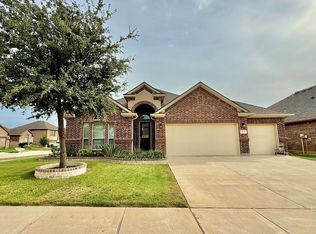 8916 Copper Crossing Dr, Fort Worth, TX 76131