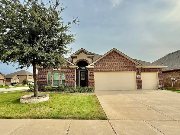 8916 Copper Crossing Dr, Fort Worth, TX 76131