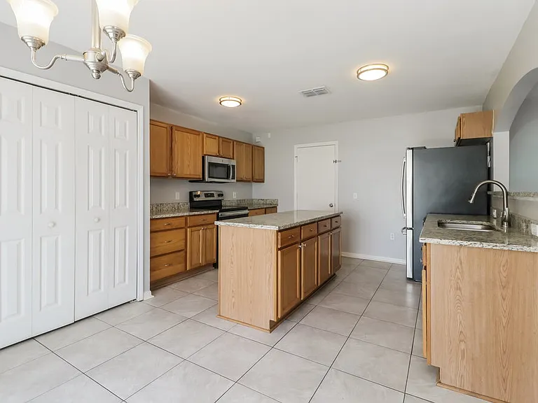 30249 Birdhouse Dr — Photo 8