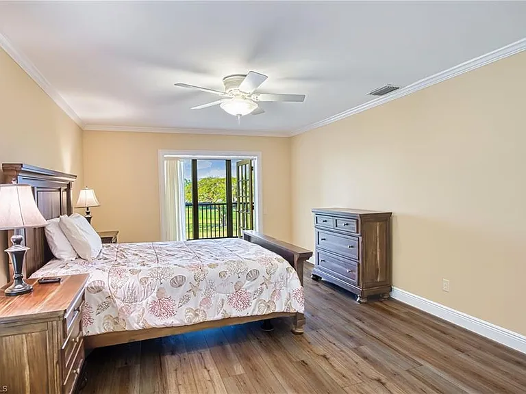 7402 Lake Breeze Dr #306 — Photo 26