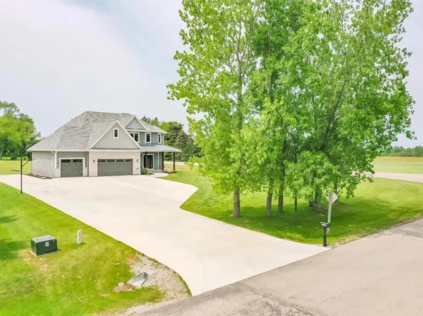 3990 W EARTHROCK ROAD, Appleton, WI 54913