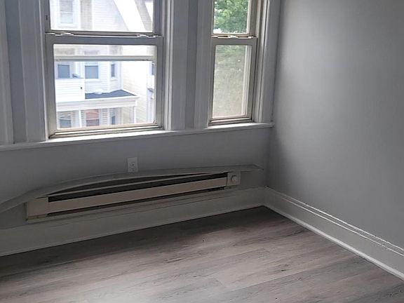 5th image of 175 N 16th St Floor 3
