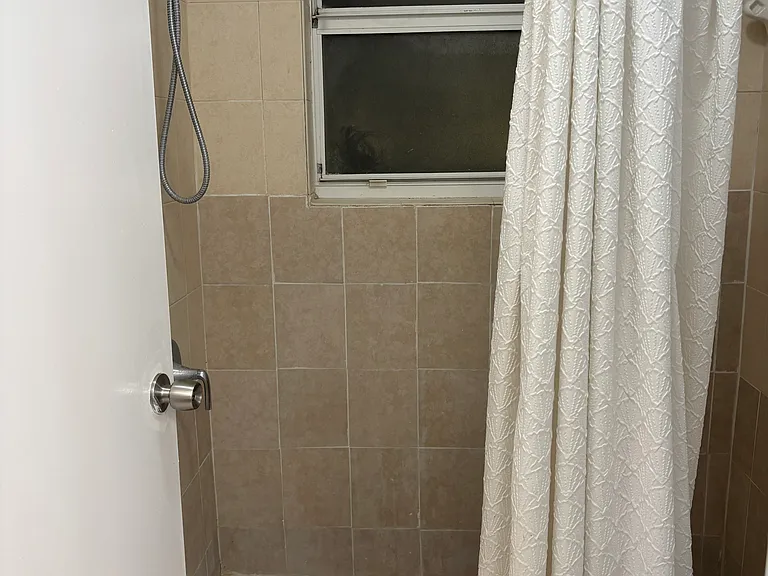 2907 SE 15th Ter #2907 — Photo 4