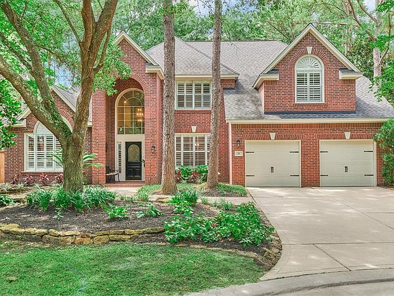 This wonderful home is located in the sought after village of Alden Bridge, The Woodlands and is zoned to exemplary rated schools. A short distance to Bush Elementary, Mitchell Intermediate school and The Woodlands High School! Tucked away on a Cul d