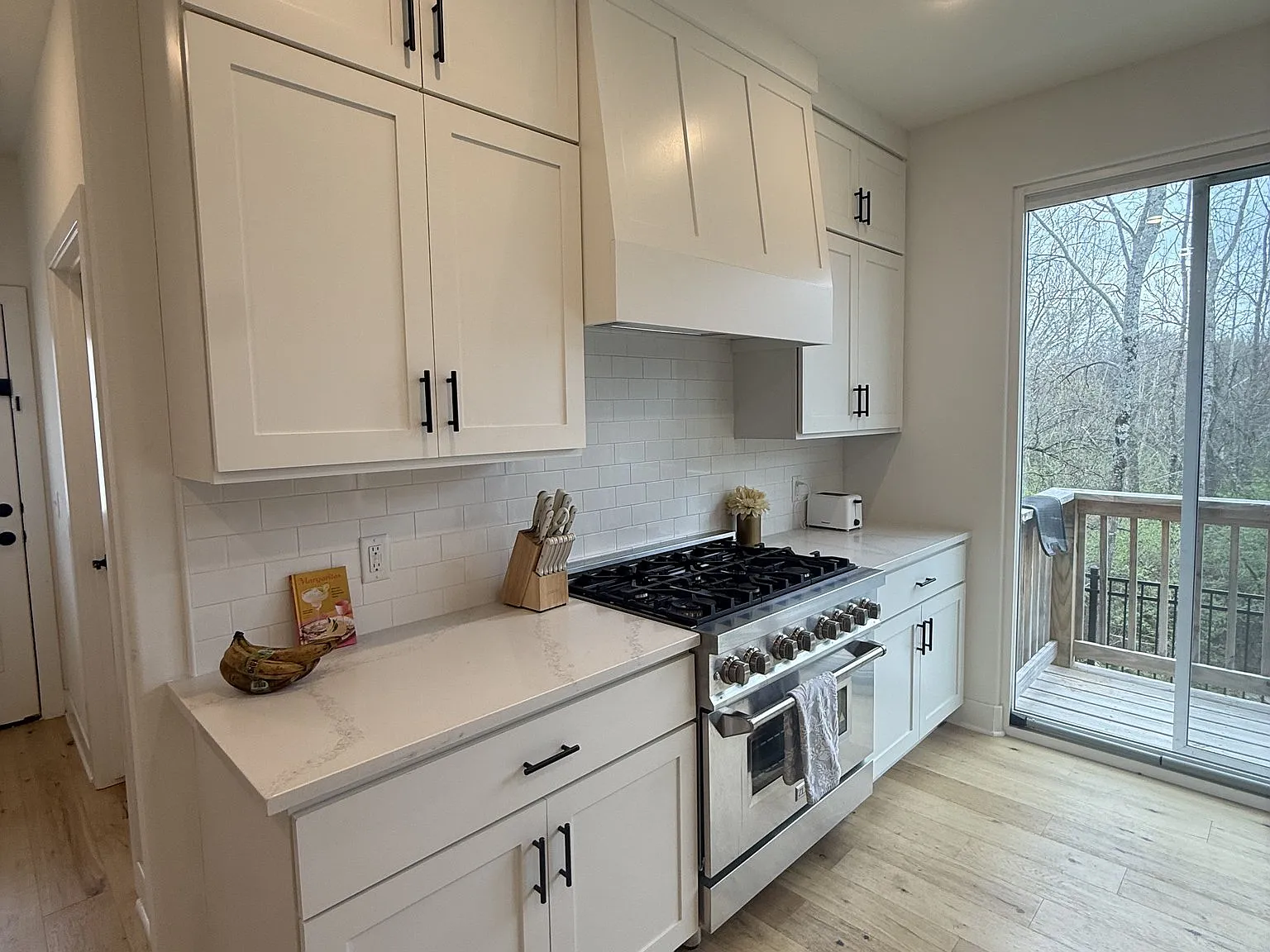 1642 South Duncan Avenue - 2 — Photo 4