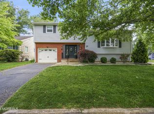 29 Alexander Avenue, Freehold, NJ 07728