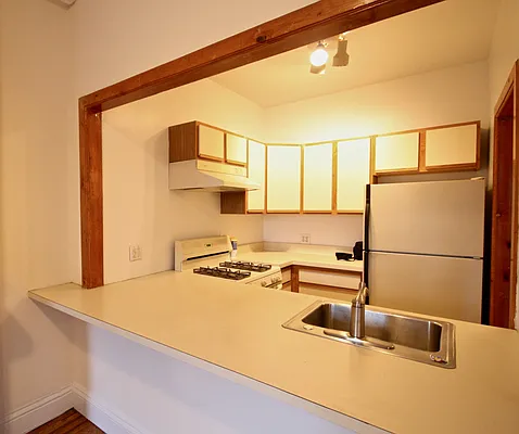 Rented by Rental Solutions Inc | media 17