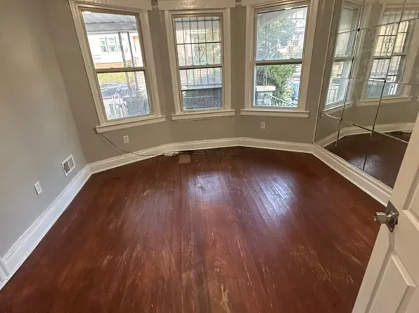 392 Seymour Ave Floor 1, Newark, NJ 07112