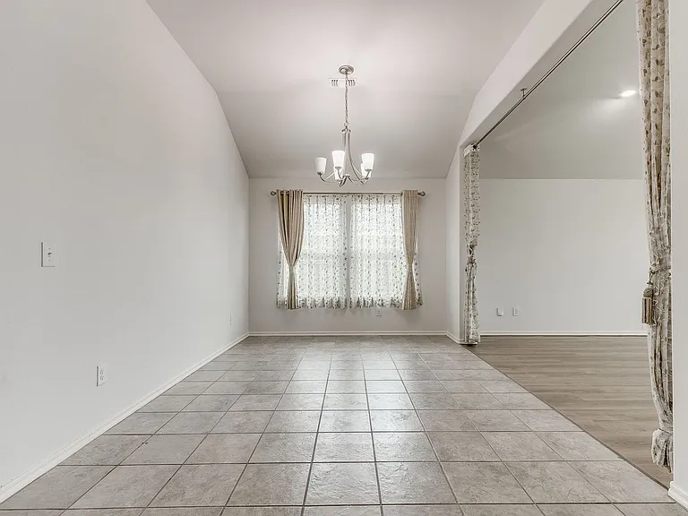 15704 Caney Dr — Photo 12