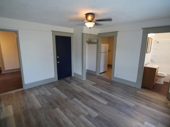 2nd image of 727 7th Ave N #4