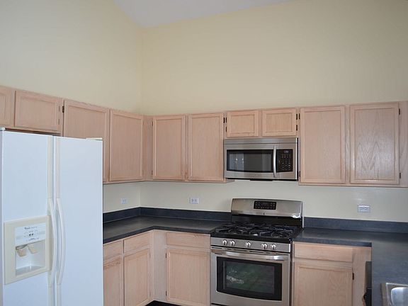 4th image of 1139 S Talcott Dr