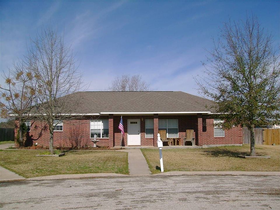 1st image of 1725 Riverchase Ave