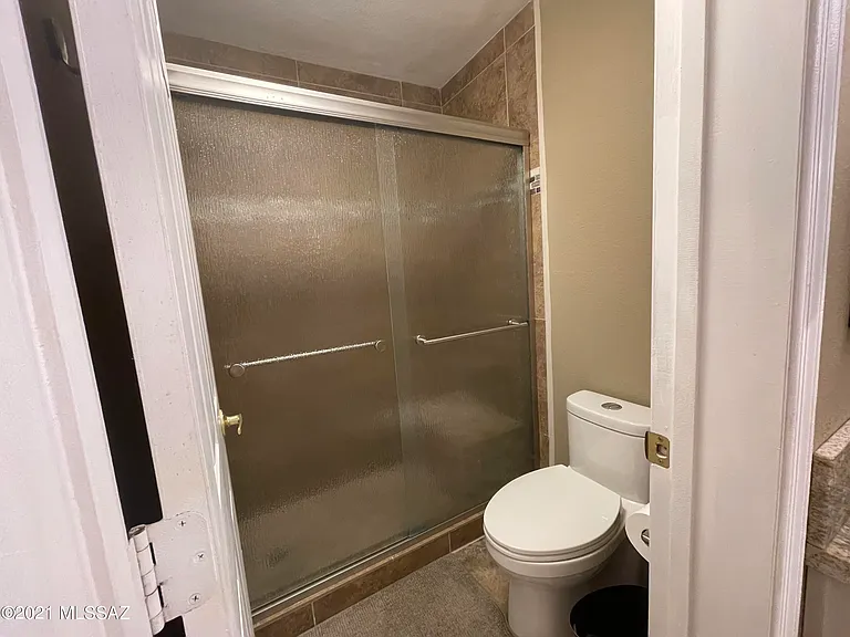 6655 N Canyon Crest Dr #1107 — Photo 19