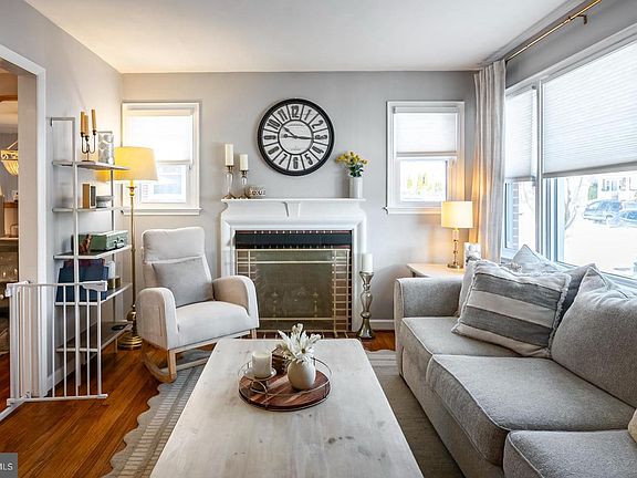 4th image of 514 Dorchester Ave