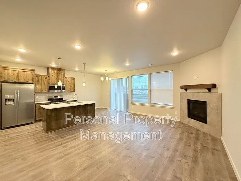 3512 NE 61st Way — Photo 4