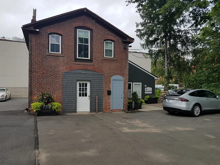 396 Orange St #3 — Photo 24