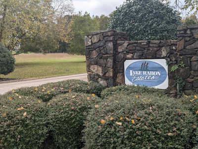 125 E Peninsula Dr, Laurens, SC, 29360