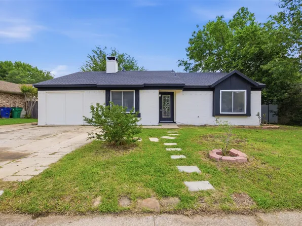 5644 Santa Fe Trl, Haltom City, TX 76148