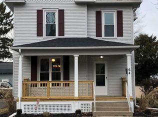 64 W Channel St, Newark, OH 43055